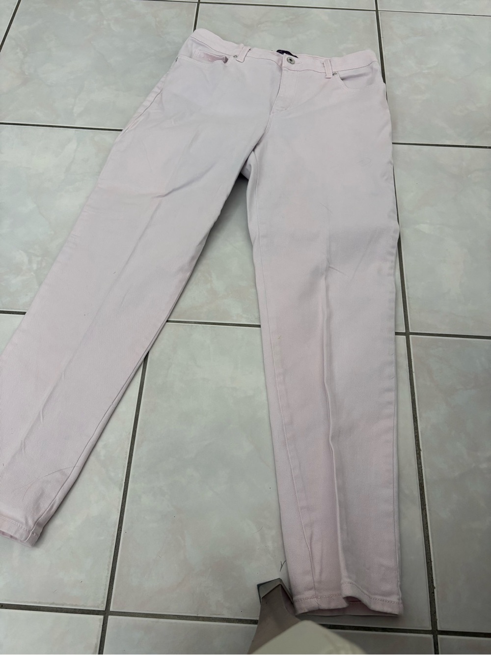 Gloria Vanderbilt Slim Chinos in Pale Pink
